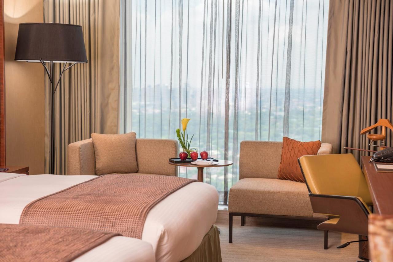 Marco Polo Ortigas Manila Hotel Pasig City Exterior photo
