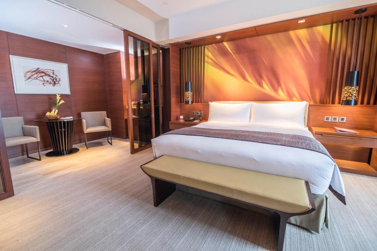 Marco Polo Ortigas Manila Hotel Pasig City Exterior photo
